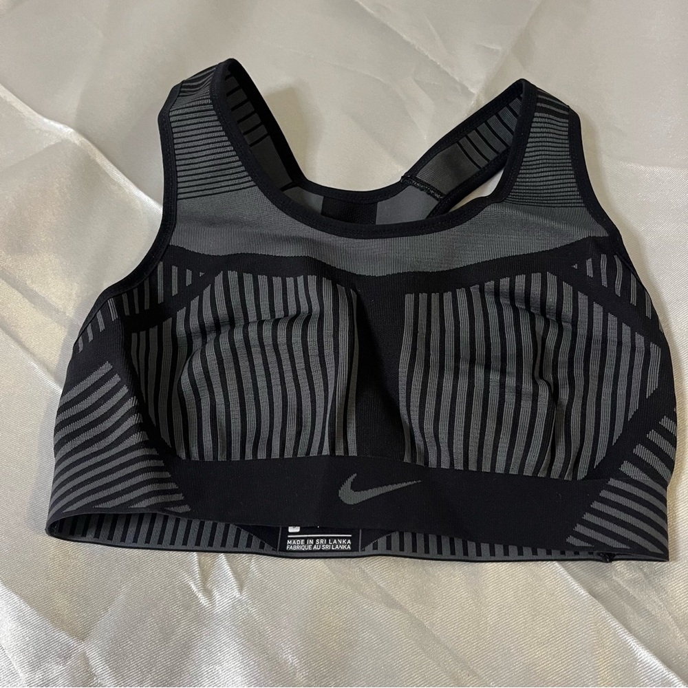 Nike Women's Striped Black and Gray Sports Bra